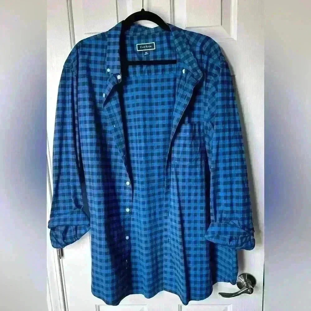 Men’s Club Room Blue & Black checkered button down shirt XXL